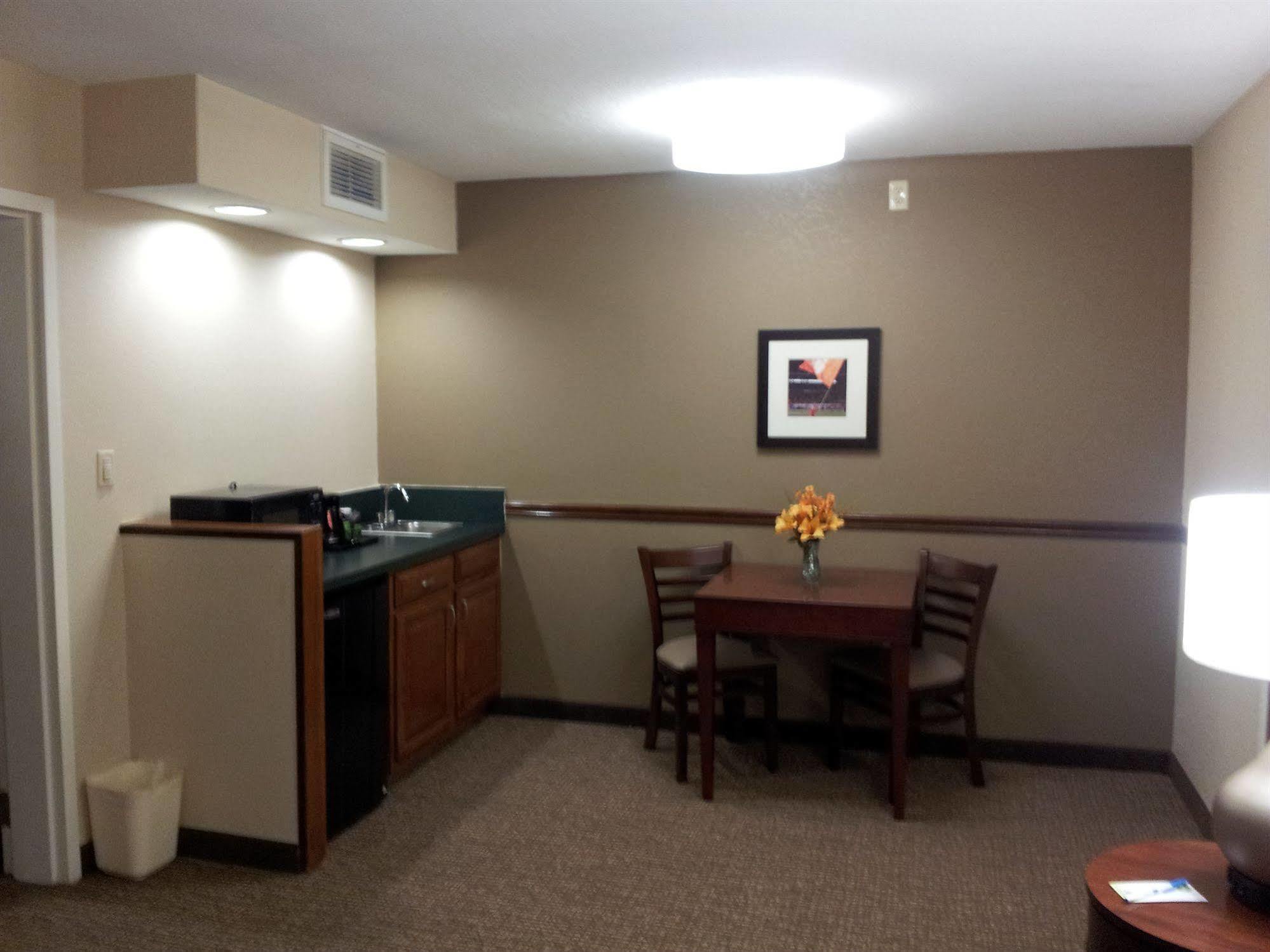 Comfort Inn & Suites Clemson - University Area Экстерьер фото